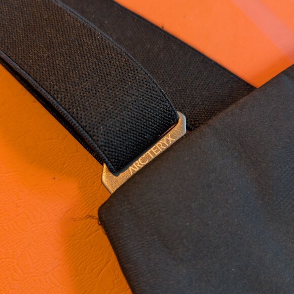 Arcteryx Sabre bib ski snowboard pants gortex - Picture 3 of 9